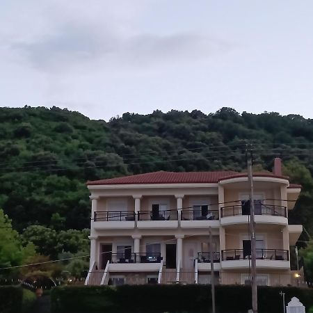 Perdikis Apartments - Paliouria Kókkinon Nerón Zewnętrze zdjęcie