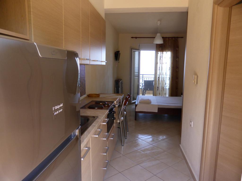 Perdikis Apartments - Paliouria Kókkinon Nerón Zewnętrze zdjęcie