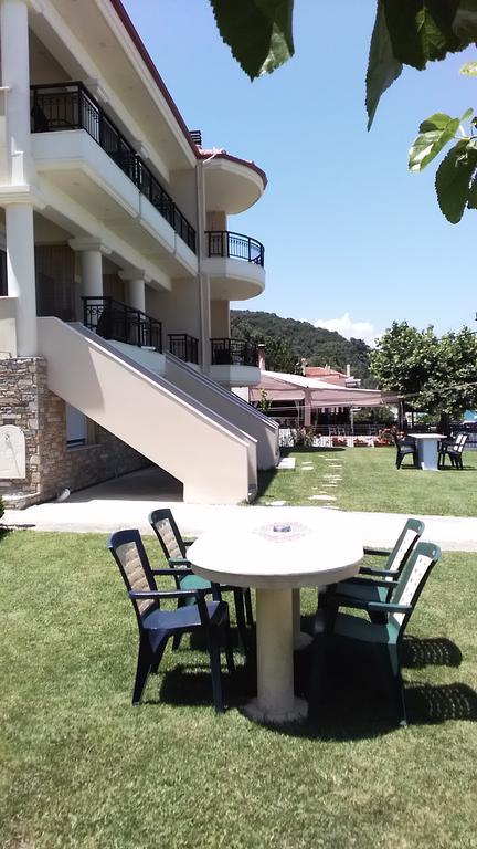 Perdikis Apartments - Paliouria Kókkinon Nerón Zewnętrze zdjęcie